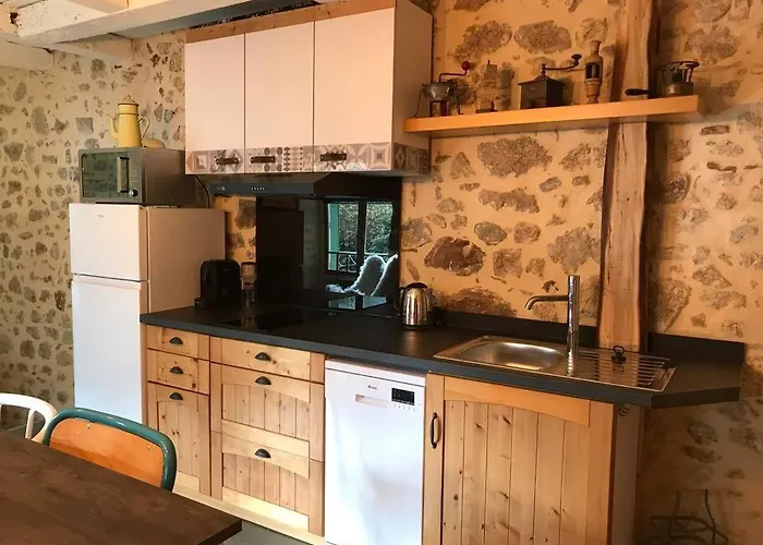 Du Des Remparts Сasa de vacaciones *